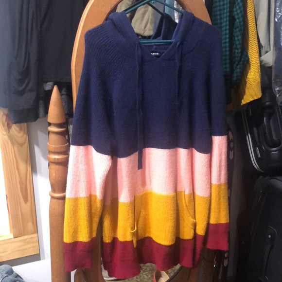 Torrid size 2 sweater with hood. Does have minimal pilling. Pet & smoke free - Picture 2 of 2